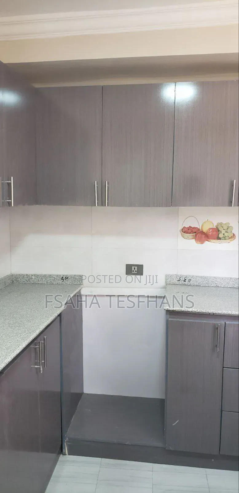 3bdrm Apartment in Apartments, Yeka for rent