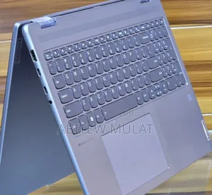 New Laptop Lenovo Yoga 7i 16GB Intel Core I7 SSD 512GB