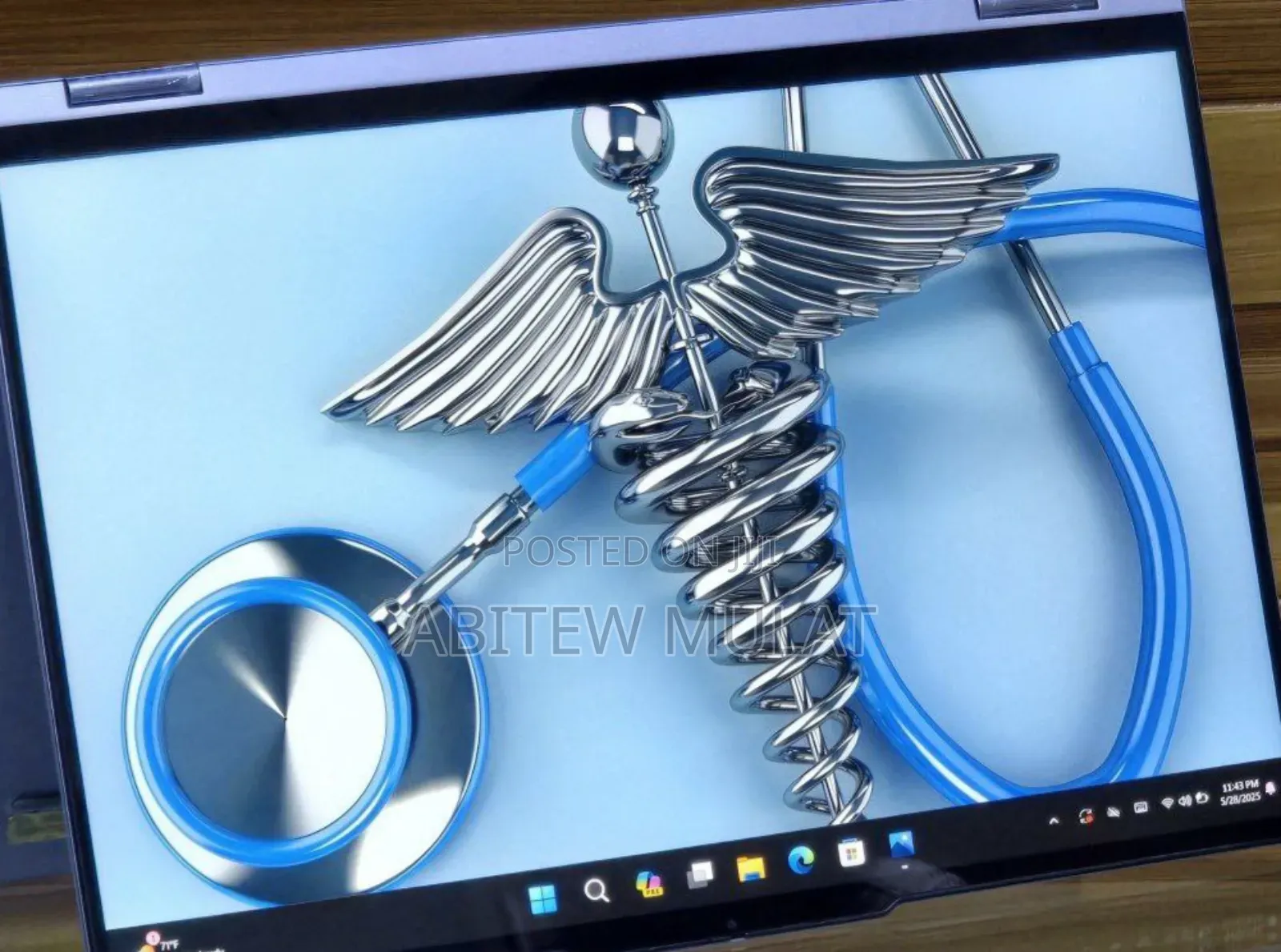 New Laptop Lenovo Yoga 7i 16GB Intel Core I7 SSD 512GB