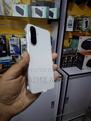 New Samsung Galaxy A56 256 GB White