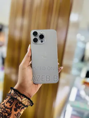 Apple iPhone 15 Pro Max 256 GB