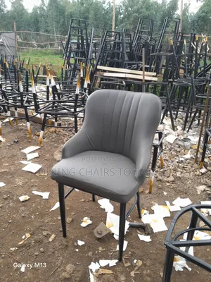 የሆቴል የስጋ ቤት ወምበርና ጠረጼዛ በጥራት እናመርታለን