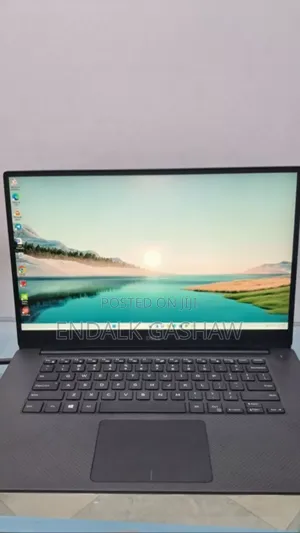 New Laptop Dell XPS 15 16GB Intel Core I7 SSD 512GB