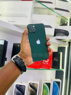 Apple iPhone 13 128 GB