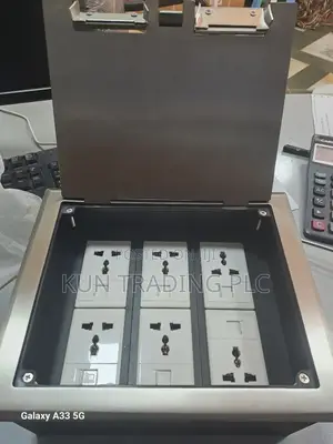 Floor Box 6data + 6socket