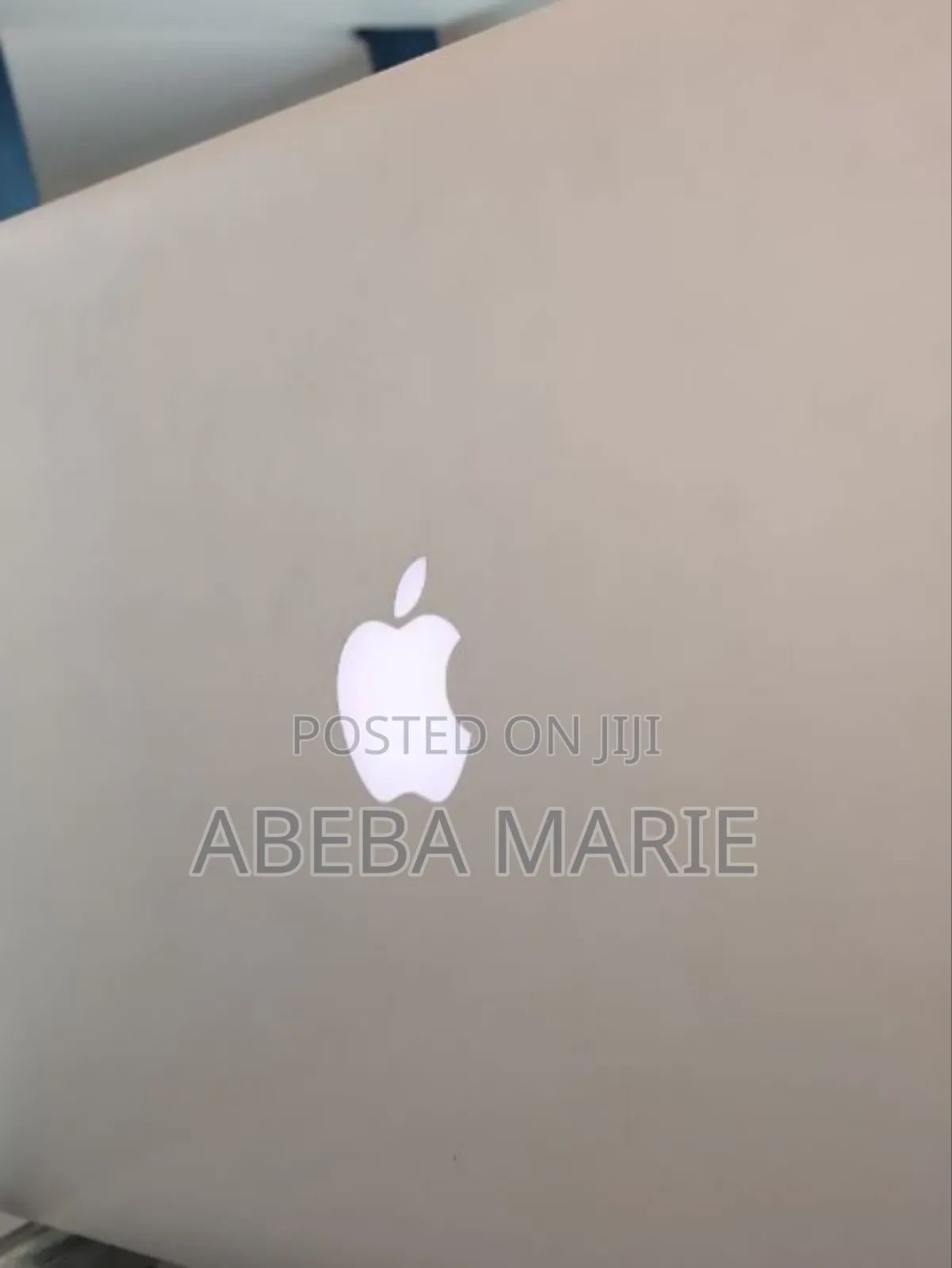 New Laptop Apple MacBook Pro 2011 8GB Intel Core I5 SSD 320GB