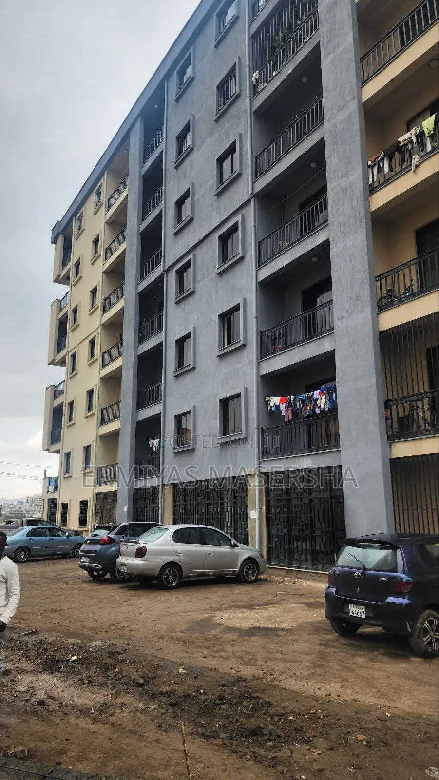 Furnished 3bdrm Apartment in Bole for sale