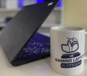 Photo - New Laptop Lenovo ThinkPad Yoga 16GB AMD Ryzen 5 SSD 512GB