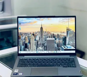New Laptop Lenovo Thinkbook 14 16GB Intel Core Ultra 7 SSD 512GB
