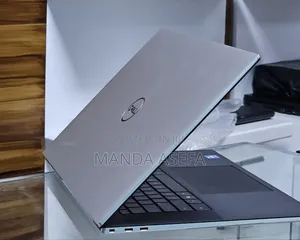 New Laptop Dell XPS 15 16GB Intel Core I7 SSD 1T