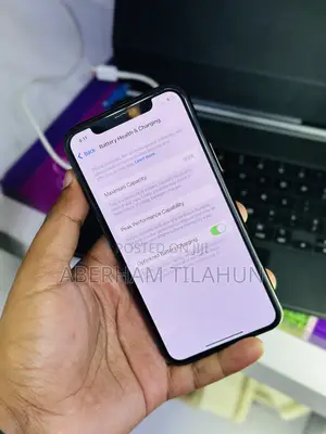 Photo - Apple iPhone 11 Pro 256 GB Black
