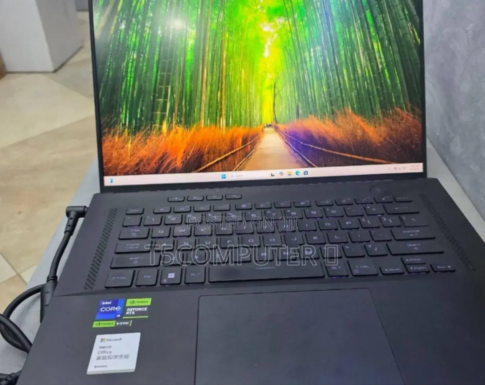 New Laptop Asus ROG Zephyrus (GX501) 16GB Intel Core I9 SSD 1T
