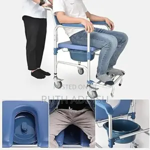 Photo - Commode Wheelchair烒跟wheelchair Commode藥品commode Wheelchair