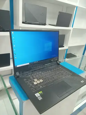 New Laptop Asus ROG Strix G15 16GB Intel Core I7 SSD 1T