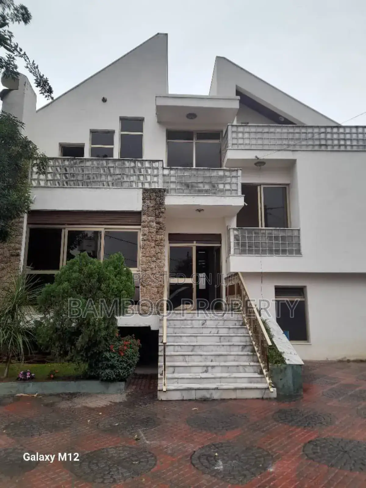4bdrm House in Bole for rent