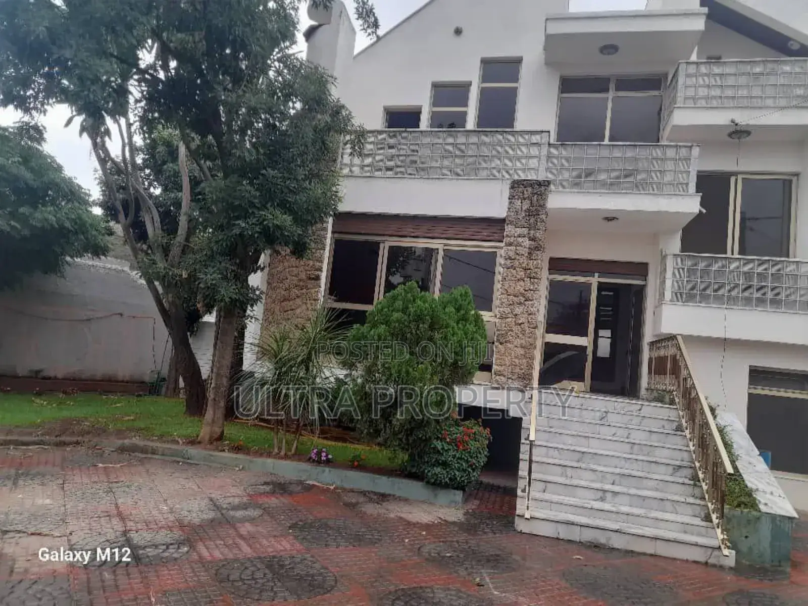 4bdrm House in Bole for rent