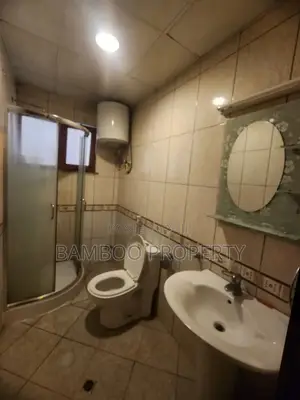 4bdrm House in Bole for rent