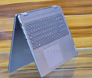 Photo - New Laptop Lenovo ThinkPad Yoga 16GB Intel Core I7 SSD 512GB