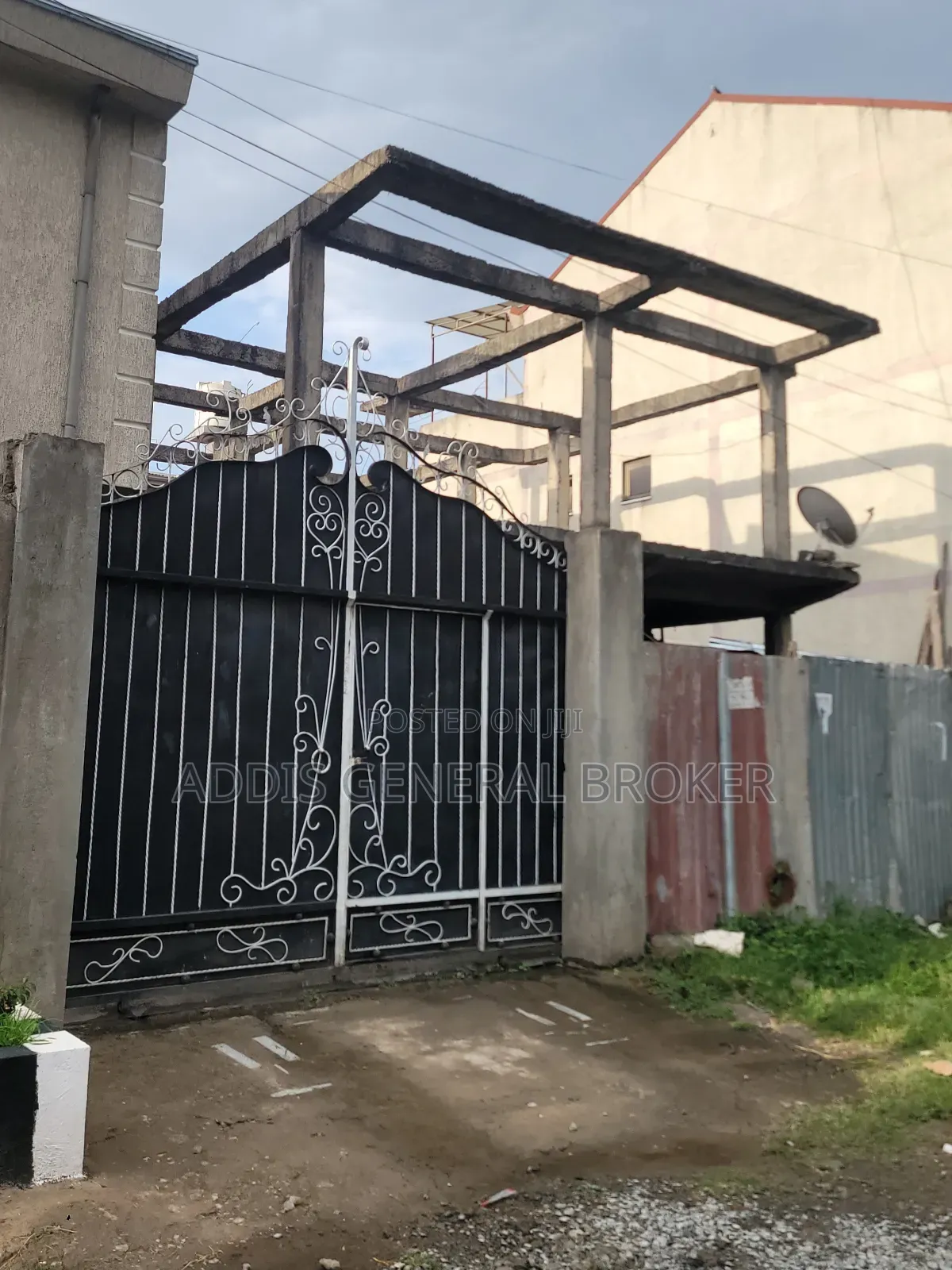 6bdrm House in Bole Bulbula for sale