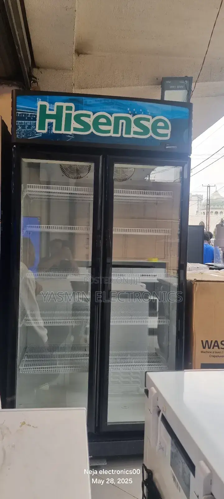 Hisense Showcase 758li for in Display Fridge Side by Deliver