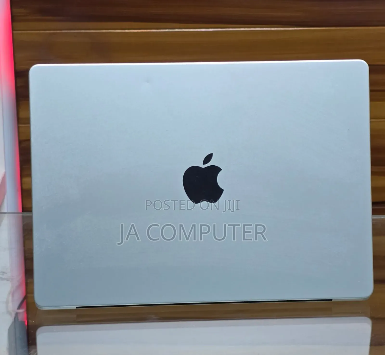 New Apple MacBook Pro 2023 M3 Max 14-Inch 8GB Apple M3 Pro SSD 512GB