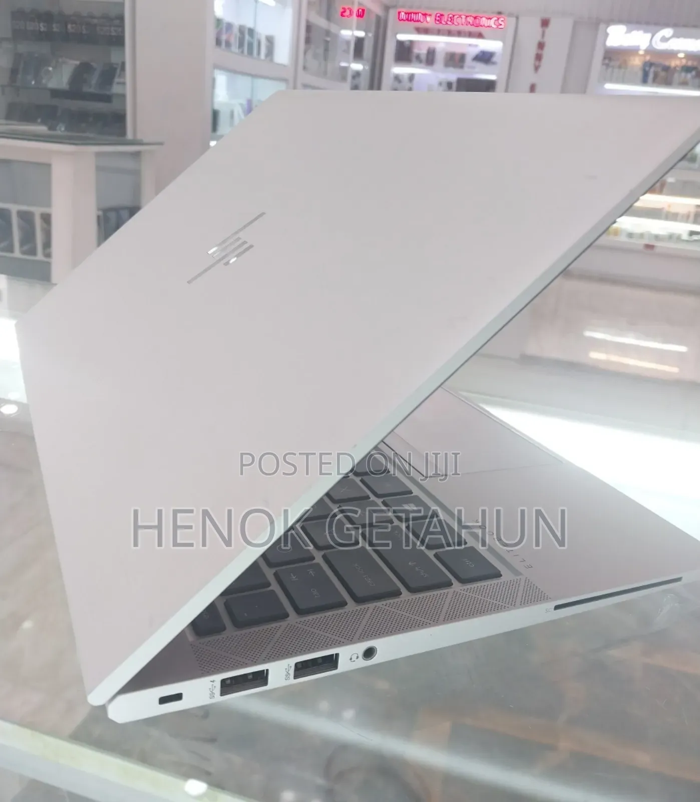 New Laptop HP EliteBook 840 G8 16GB Intel Core I5 SSD 512GB