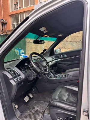 Ford Explorer Limited 4dr SUV AWD (3.5L 6cyl 6A) 2015 Silver