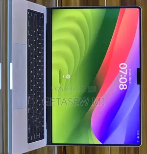 New Laptop Apple MacBook Pro 2023 M3 14-Inch 8GB Apple M3 Pro SSD 512GB