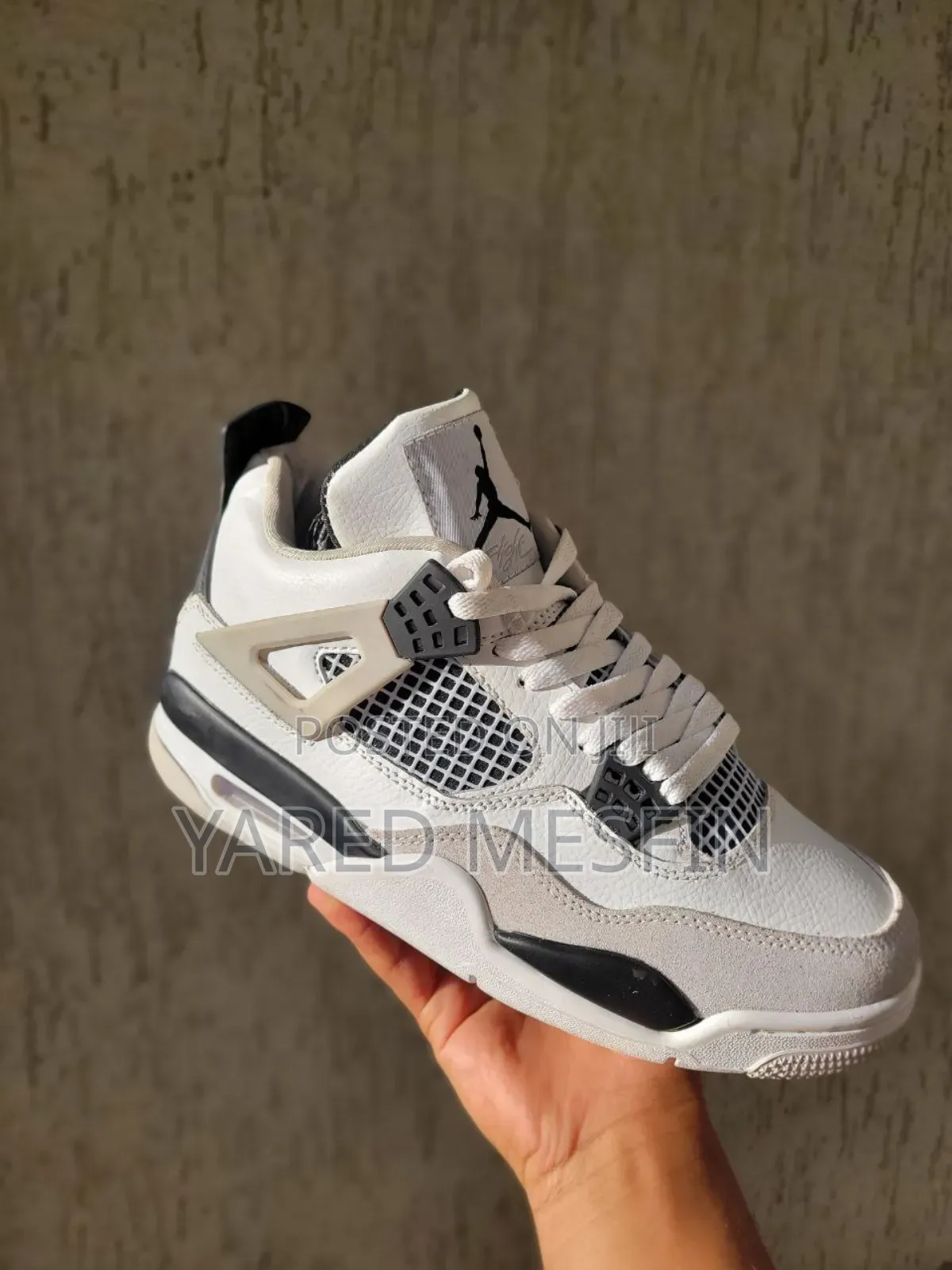 Air Jordan 4