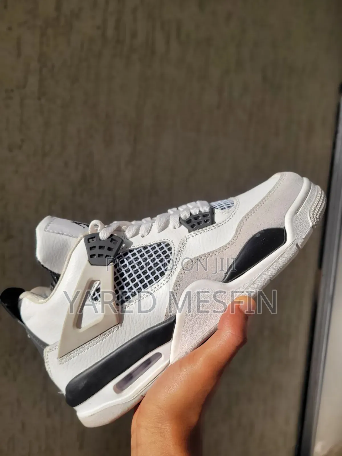 Air Jordan 4