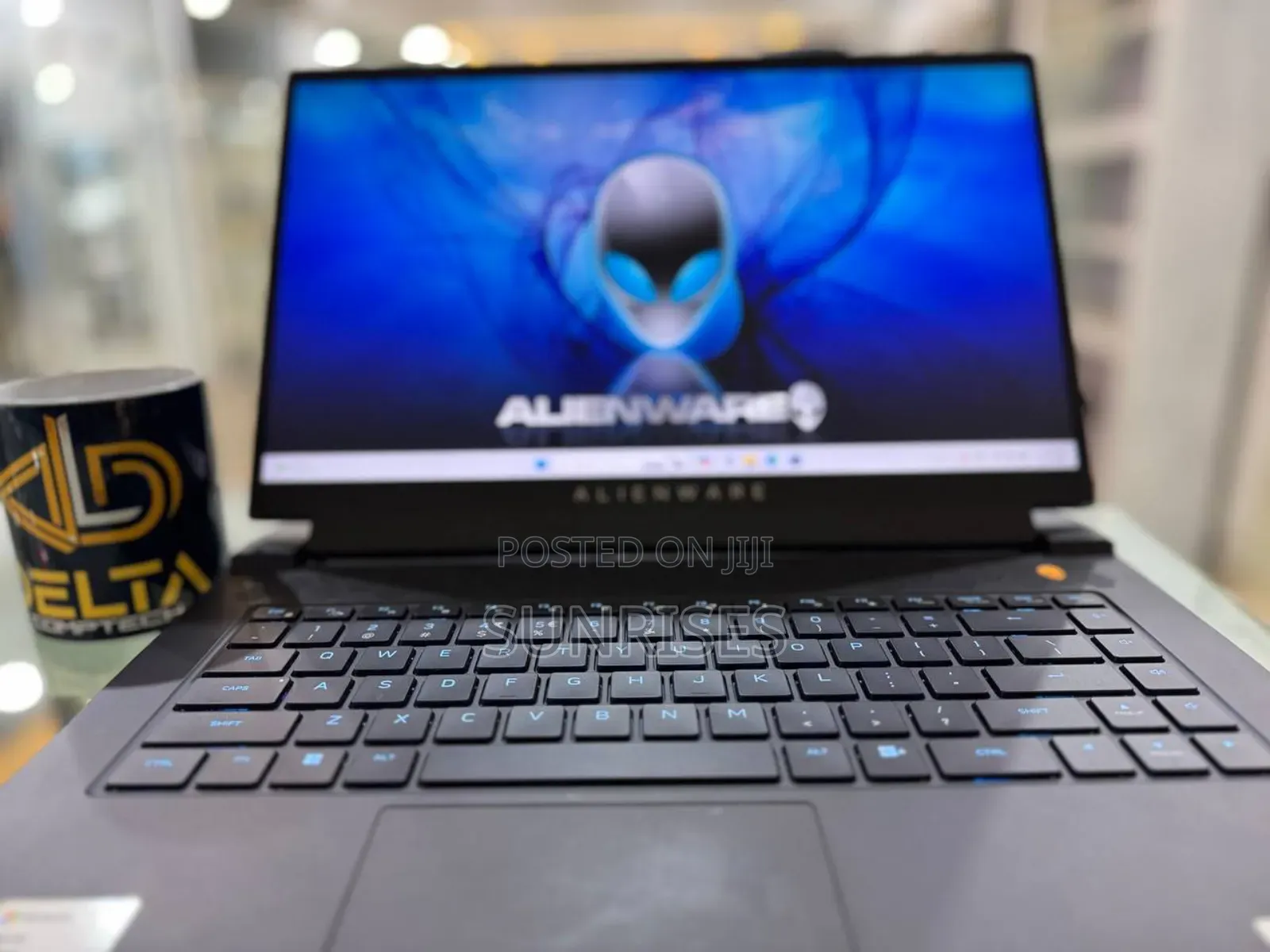 New Laptop Alienware M15 R3 16GB AMD Ryzen 7 SSD 512GB