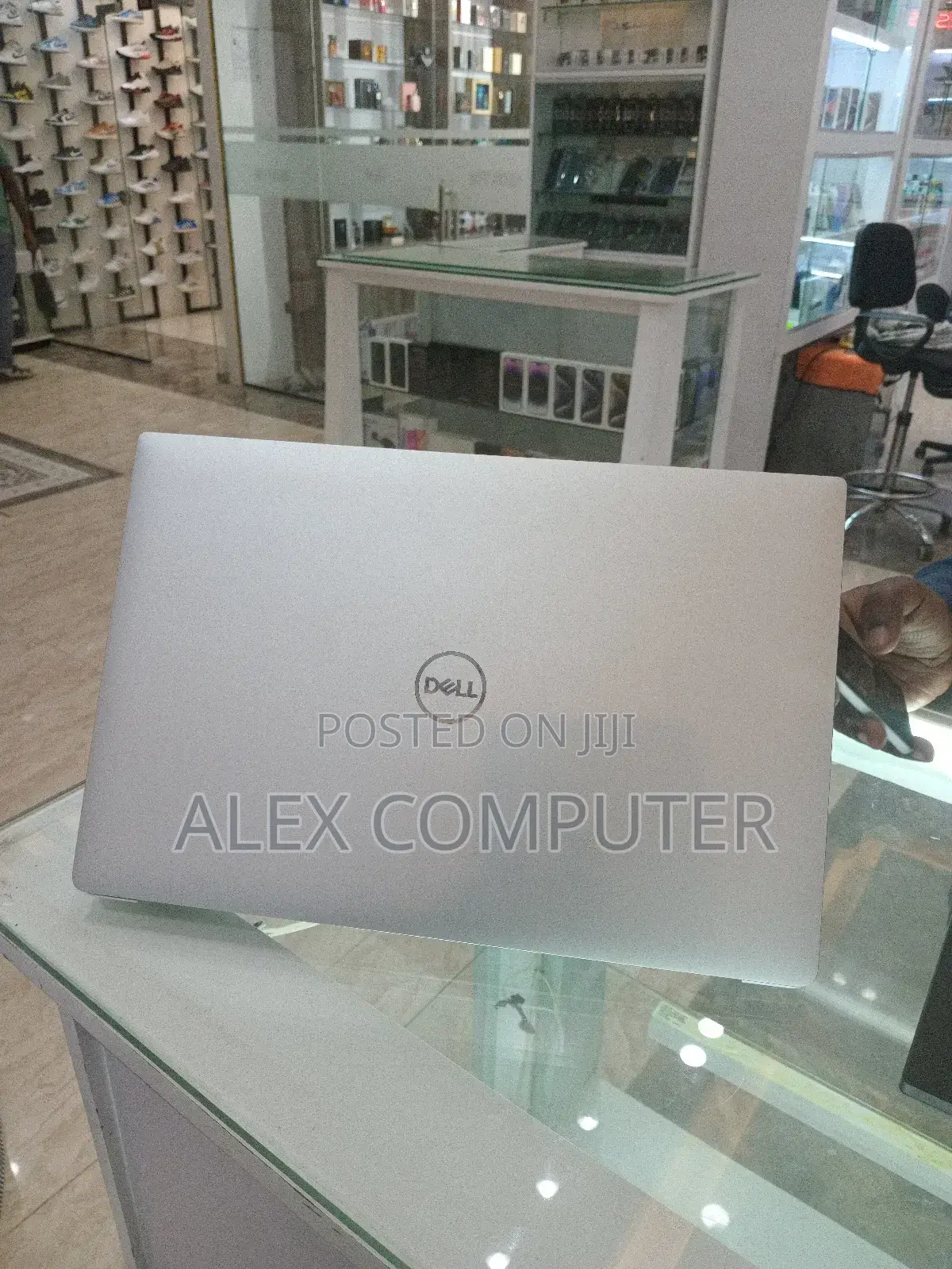 New Laptop Dell XPS 15 16GB Intel Core I7 SSD 512GB