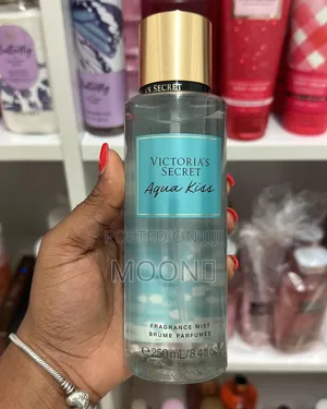 Photo - Victoria Secret Aqua Kiss 