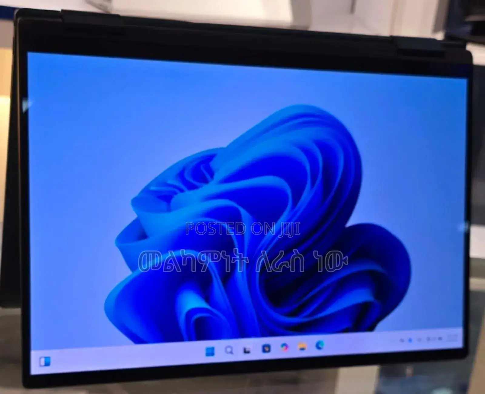 New Laptop Dell Inspiron 16 5620 16GB Intel Core I7 SSD 1T