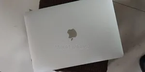 Photo - New Laptop Apple MacBook Air 2020 M1 8GB Intel Core I3 SSD 256GB