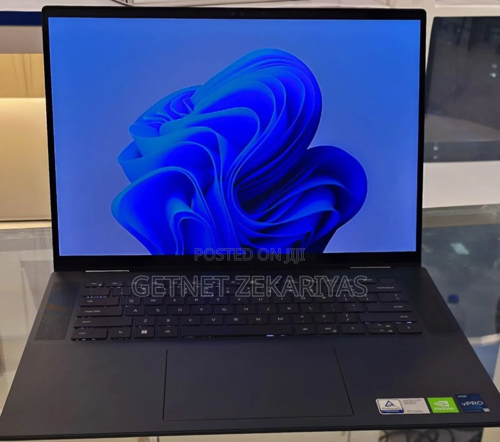 New Laptop Dell Inspiron 15 16GB Intel Core I7 SSD 1T