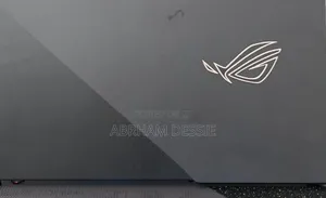 New Laptop Asus ROG Strix G17 8GB Intel Core Ultra 9 SSD 512GB