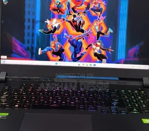 New Laptop Asus ROG Strix G17 8GB Intel Core Ultra 9 SSD 512GB