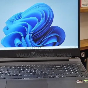 New Laptop HP Victus 16 16GB AMD Ryzen 7 SSD 512GB