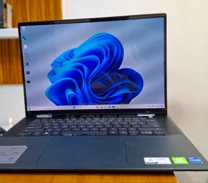 Photo - New Laptop Dell Inspiron 16 5620 16GB Intel Core I7 SSD 512GB