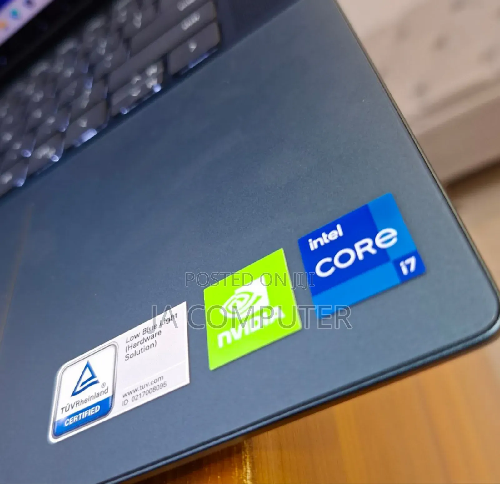 New Laptop Dell Inspiron 16 5620 16GB Intel Core I7 SSD 512GB