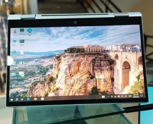 New Laptop HP EliteBook 830 G8 16GB Intel Core I7 SSD 512GB