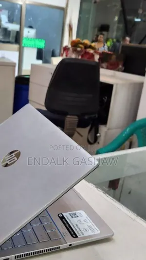 New Laptop HP EliteBook 840 8GB Intel Core I7 SSD 512GB