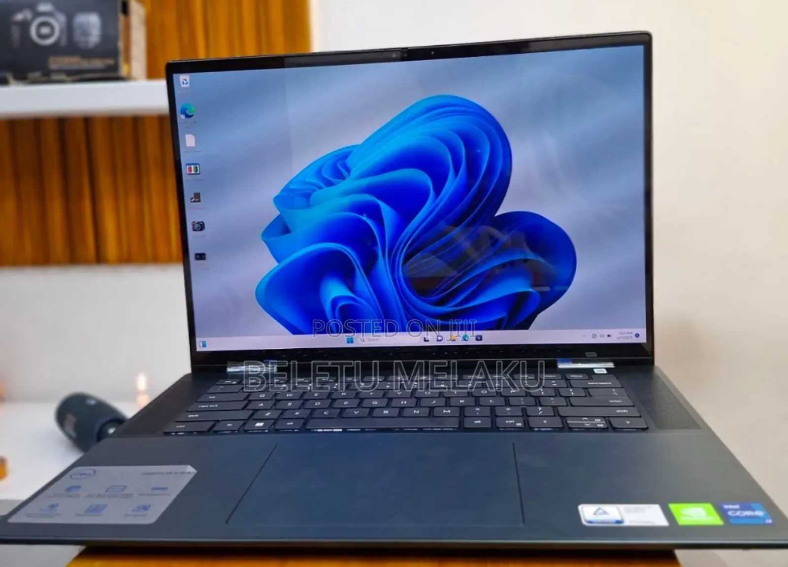 New Laptop Dell Inspiron 16 5620 16GB Intel Core I7 SSD 1T