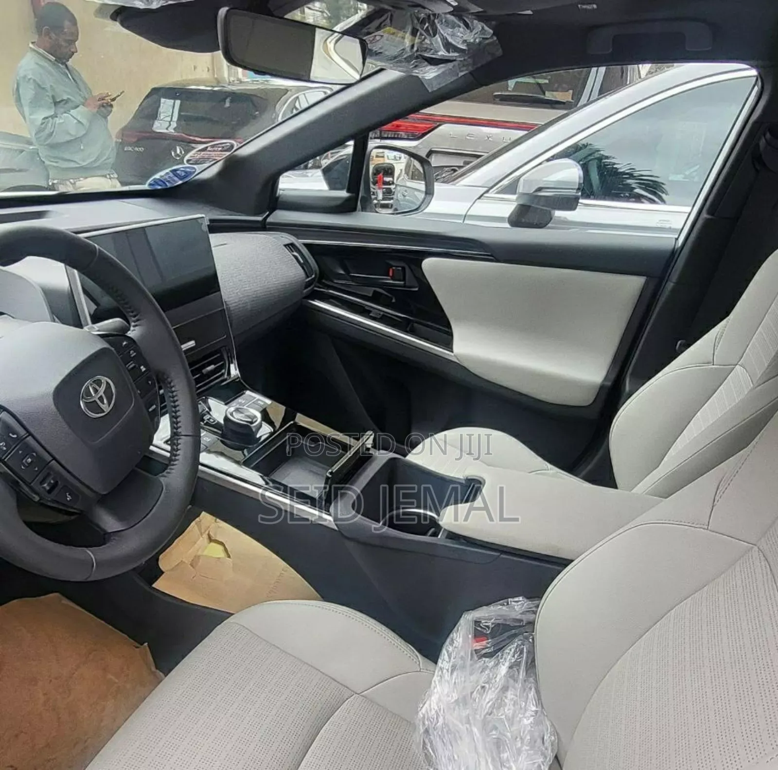 Toyota bZ4X 2022 White