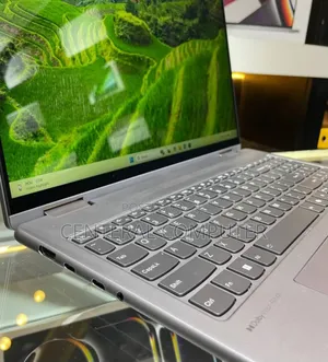 New Laptop Lenovo Yoga 730 8GB AMD Ryzen 5 SSD 512GB