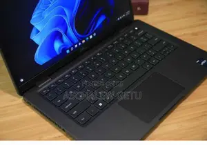 Photo - New Laptop Dell Latitude 5310 16GB Intel Core I7 SSD 1T