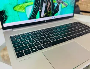 New Laptop HP ProBook 450 G9 16GB Intel Core I7 SSD 512GB