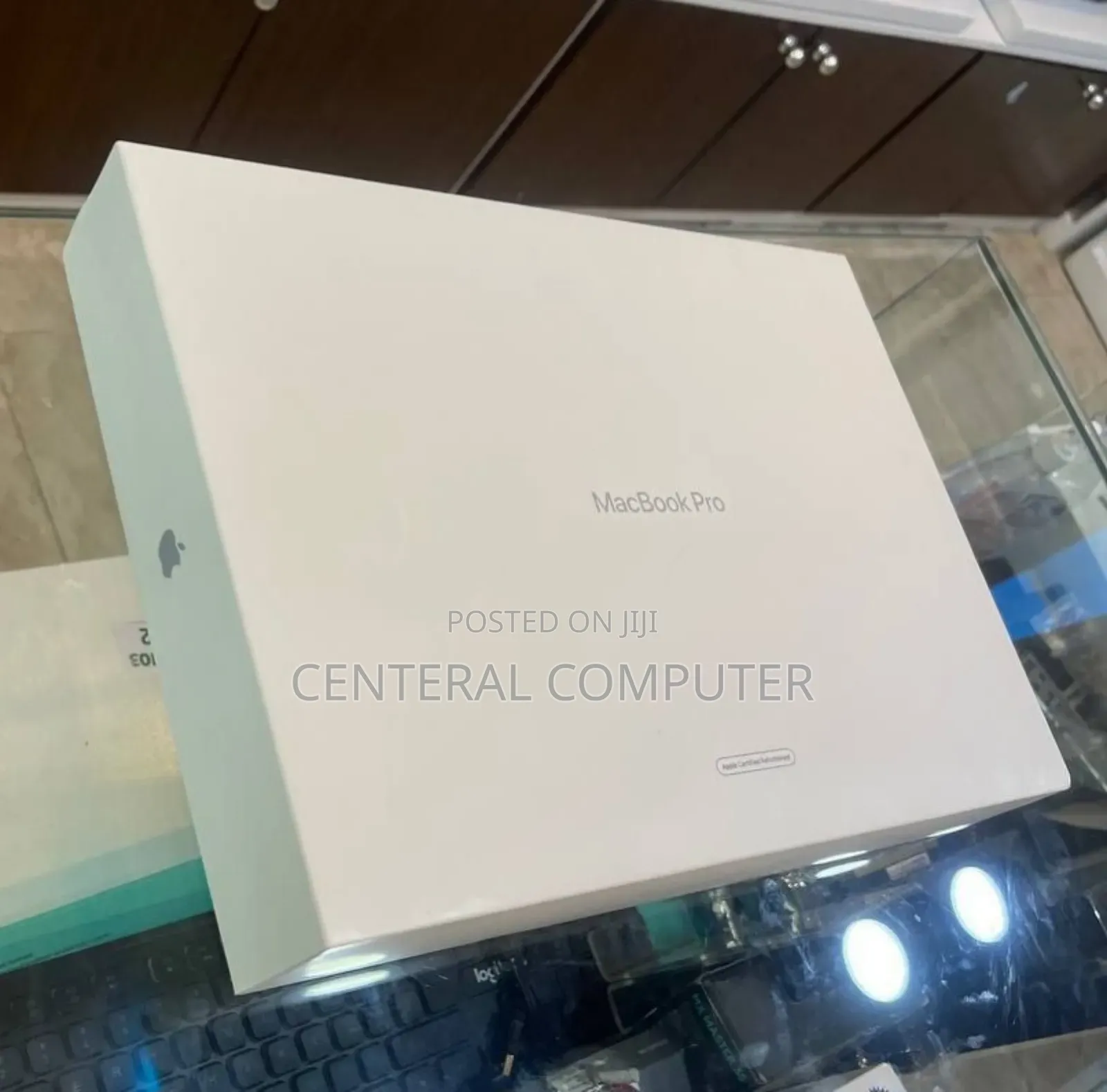 New Laptop Apple MacBook Pro 2023 M2 16GB Intel Core M2 SSD 4T