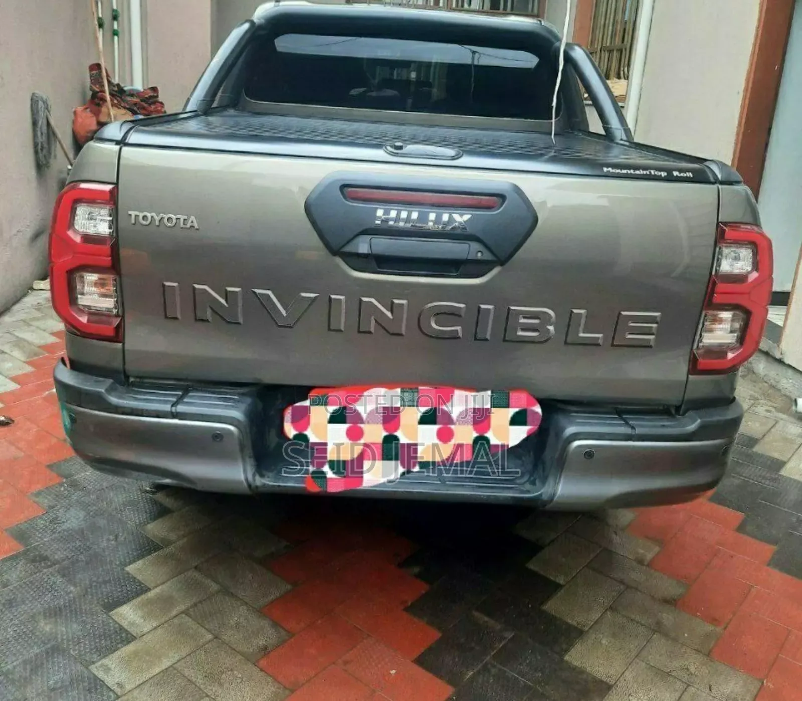 Toyota Hilux 2021 Gray